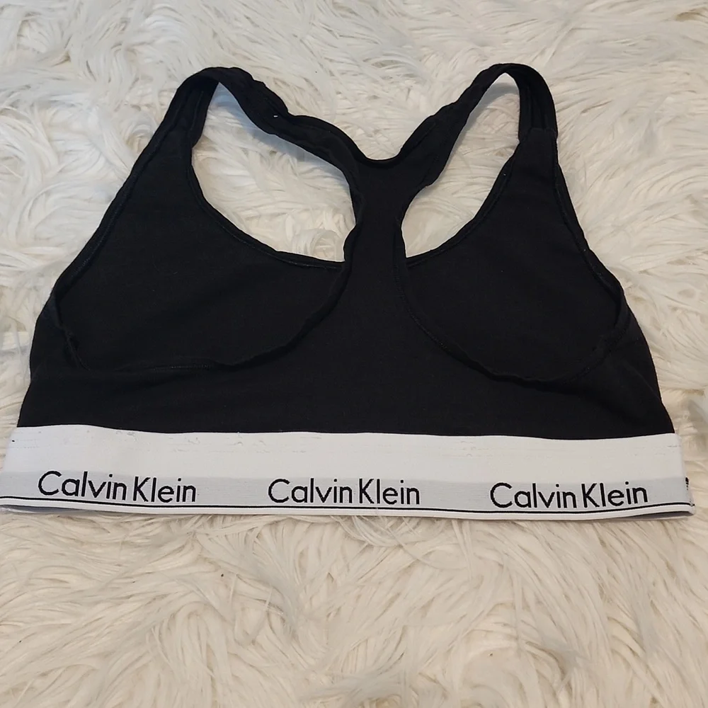 Calvin Klein Sports Bra